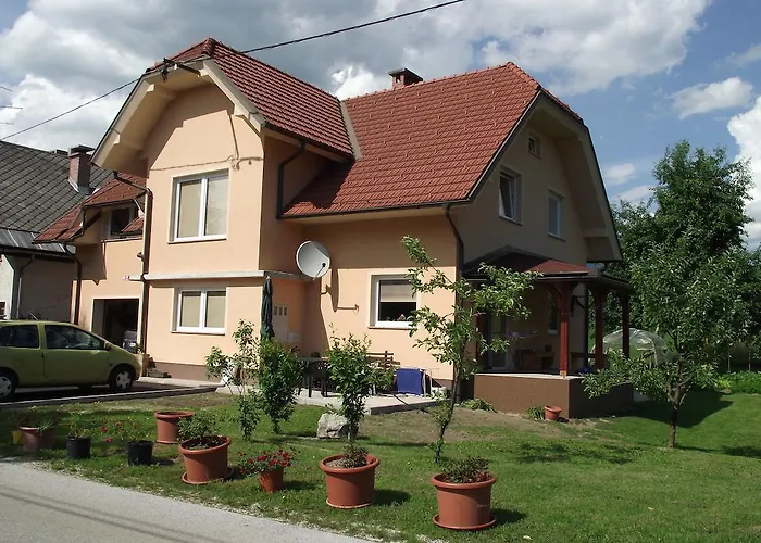 公寓 Valant Id I00070 *